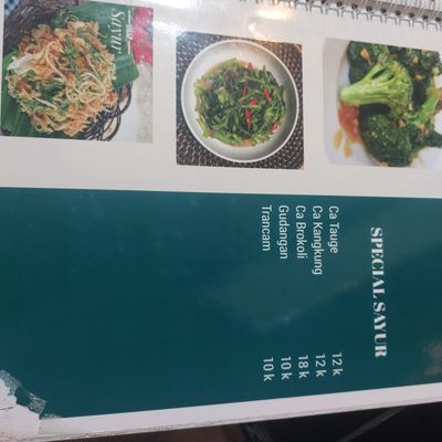 Soewatu resto & cafe foto 4